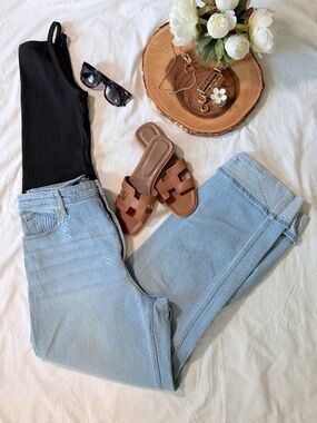 Hollister Ultra High Rise Dad Jeans Light Wash Cuffed W30 L31 Women’s